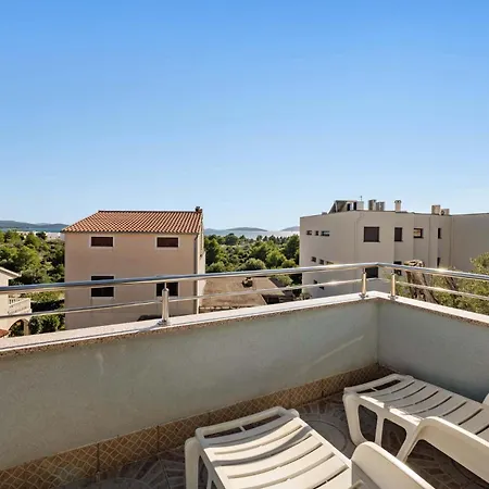 아파트 1 Bedroom Cozy In Sibenik *