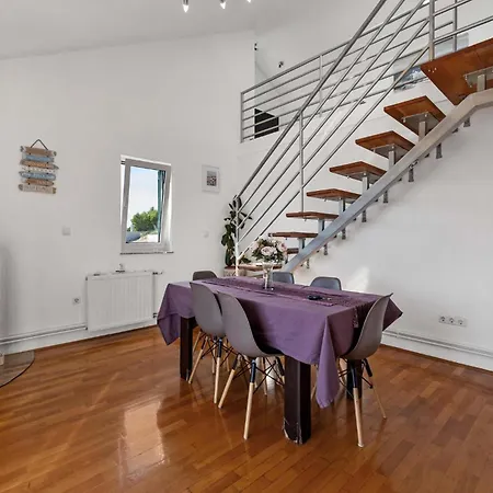 아파트 1 Bedroom Cozy In Sibenik *