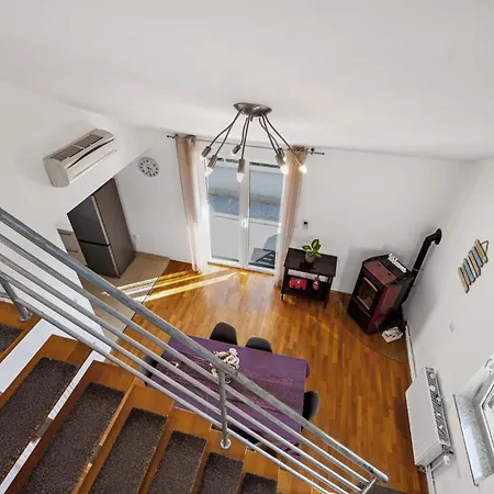 1 Bedroom Cozy In Apartment Sibenik