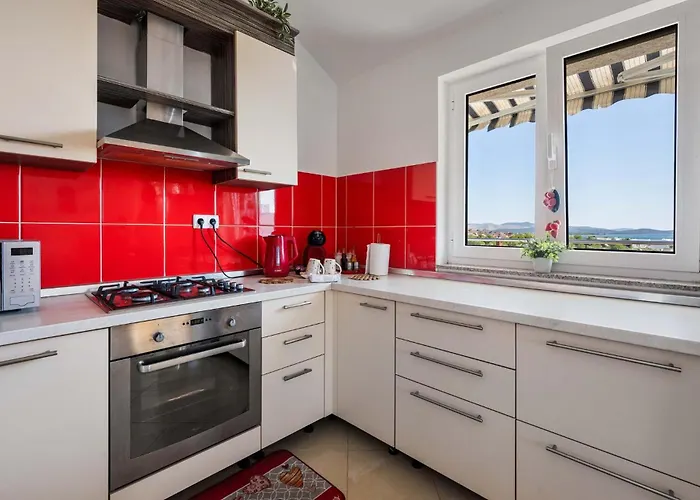 1 Bedroom Cozy In Sibenik *